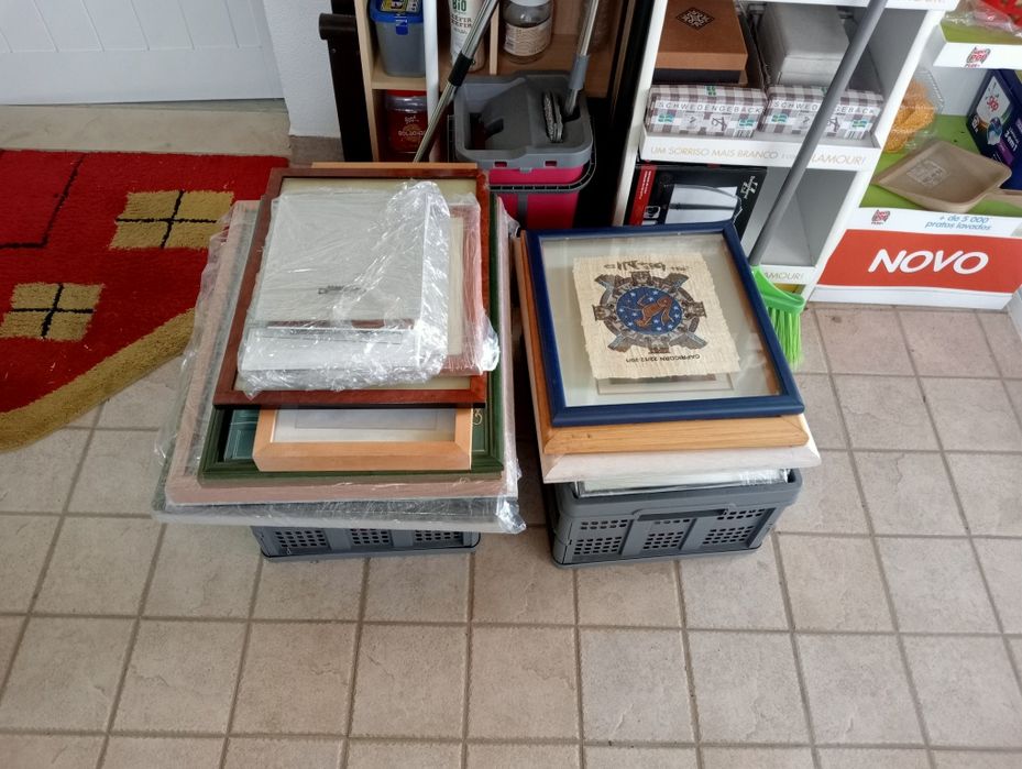 Quadros e molduras