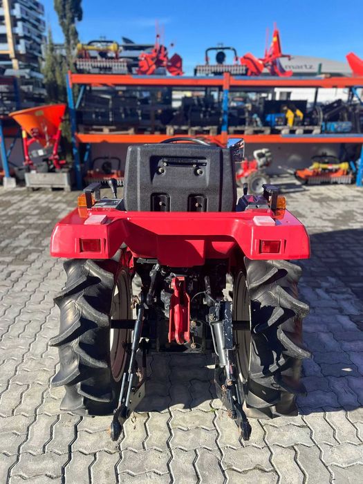 Mitsubishi MT17 4x4