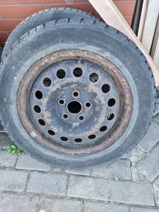 Cztery felgi 16 do sharana