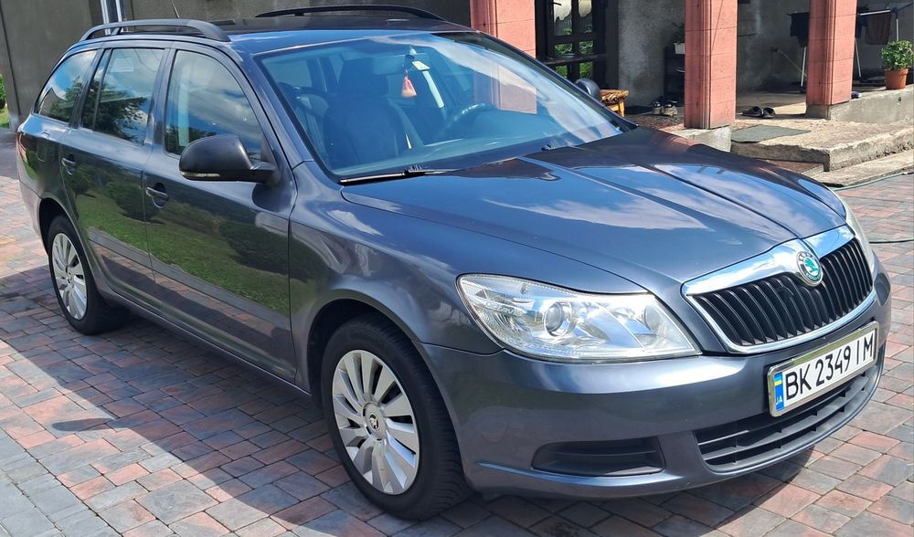 Skoda Octavia 2010 VIN TMBJJ21ZXB2085124 фото оголошення 2 з 8