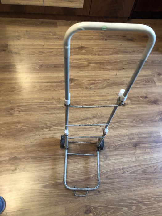 Візок заводский.