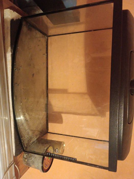 Sprzedam akwarium 75l