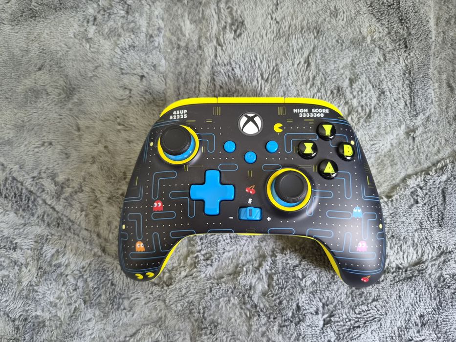 Pad bezprzewodowy PAC-MAN EDITION - XOne X|S Xbox Series X|S Windows 10/11