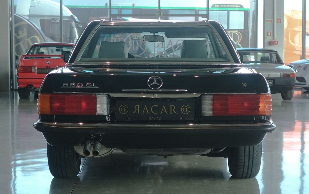Mercedes-Benz R107 (1971-1989)