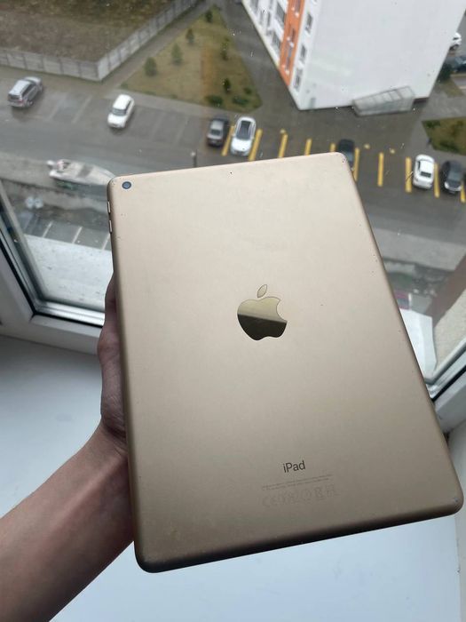 iPad 6 32gb 84% акб