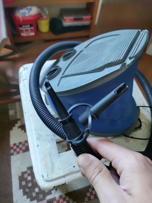 Bomba de pedal Usado