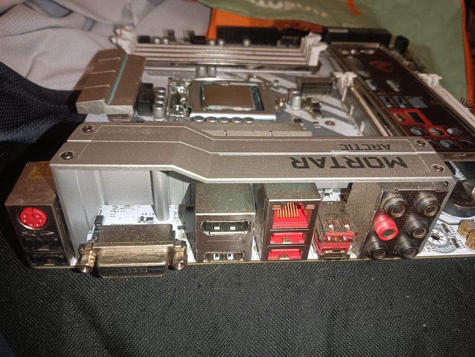 Motherboard msi b250m artic64738407031425121