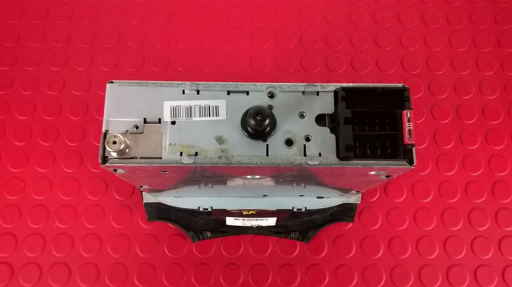 Rádio - 7355597070 / 28346965 - FORD KA (RU8)