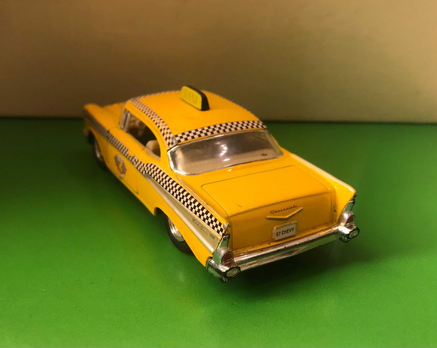 Продам Машинка Chevrolet Taxi