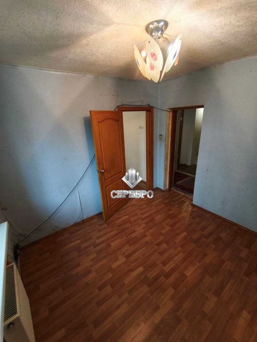 Продаж квартири на земельній ділянці