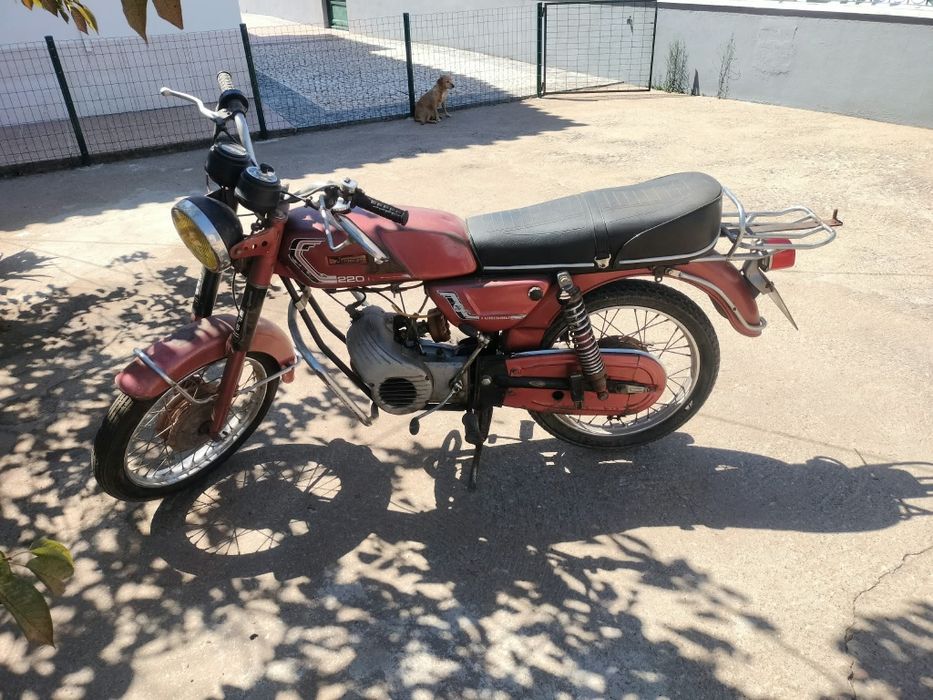 Moto clássica 50cc