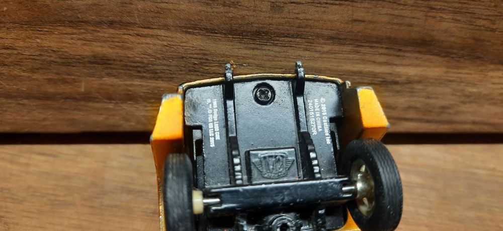 Коллекционная модель грузовика Dodge L600 COE (M2 Machines)