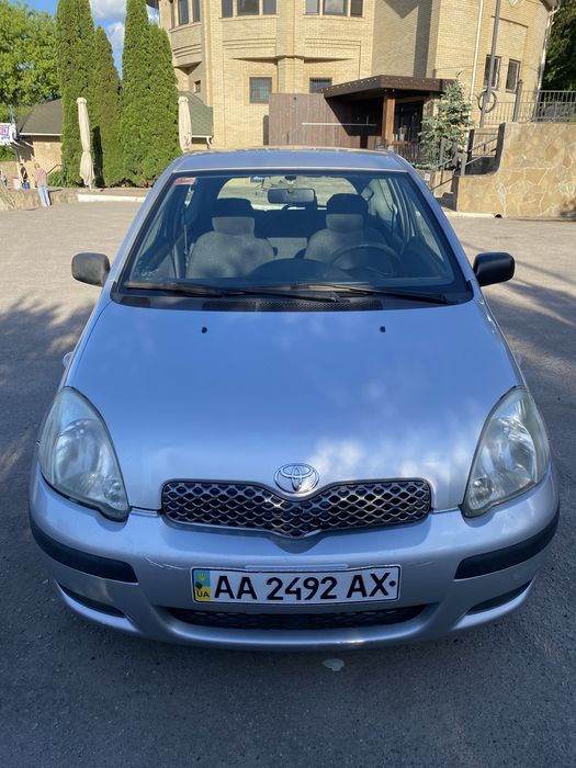 Продам Toyota Yaris