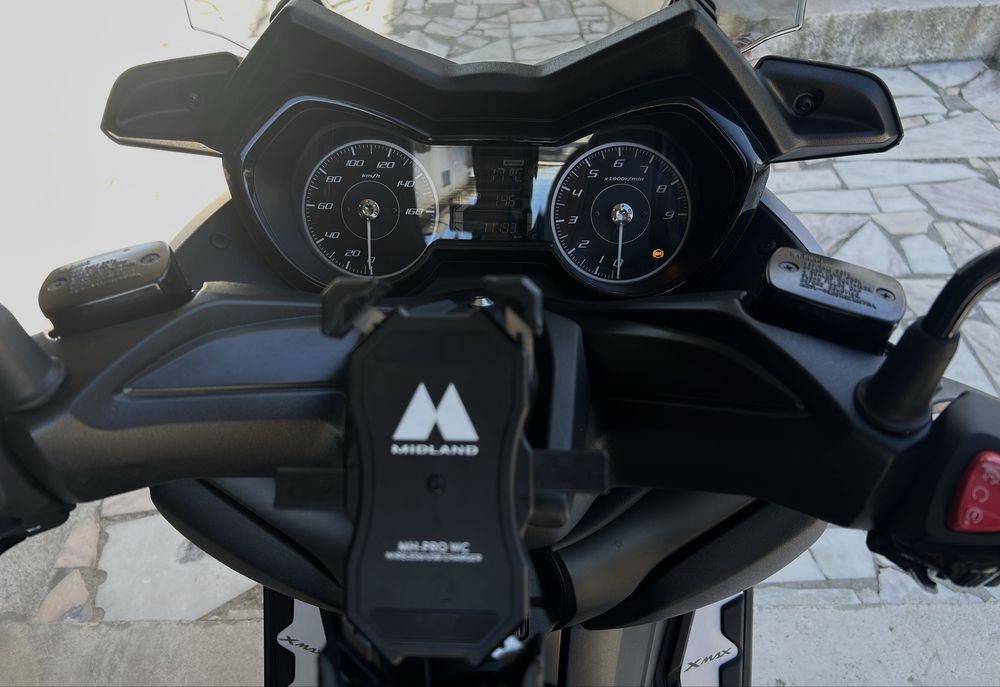 Yamaha XMAX300 2022