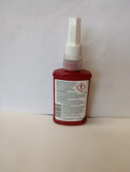 Loctite 243  do gwintów 50 ml .  2szt