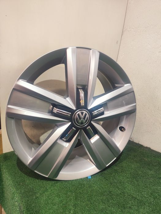 Felgi aluminiowe OE VW T5 T6 T7 17" 7J et55 5x120 multivan