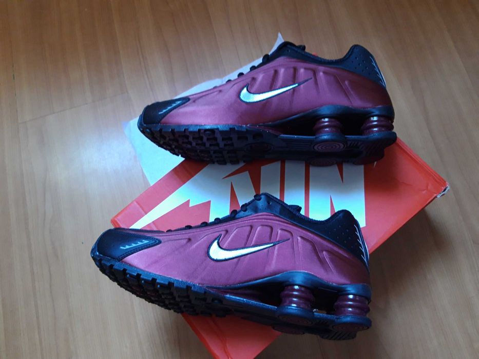 Tenis Nike Shox R4 Bordeaux/Pretos 41 ( VINTAGE/UNICOS) Novos