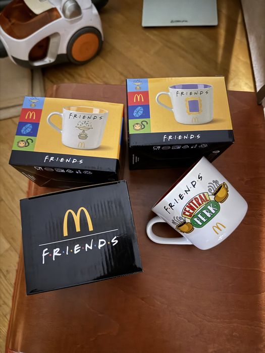Чашка друзі макдональдз