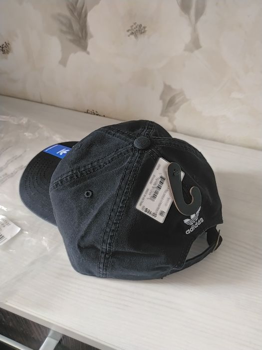 Чоловіча кепка Adidas