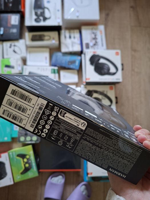 Навушники JBL tune720