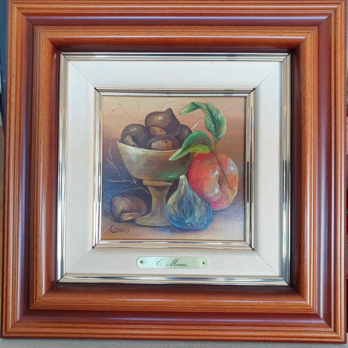 Quadros pintados  com moldura em madeira. Dimensões 31 x 31