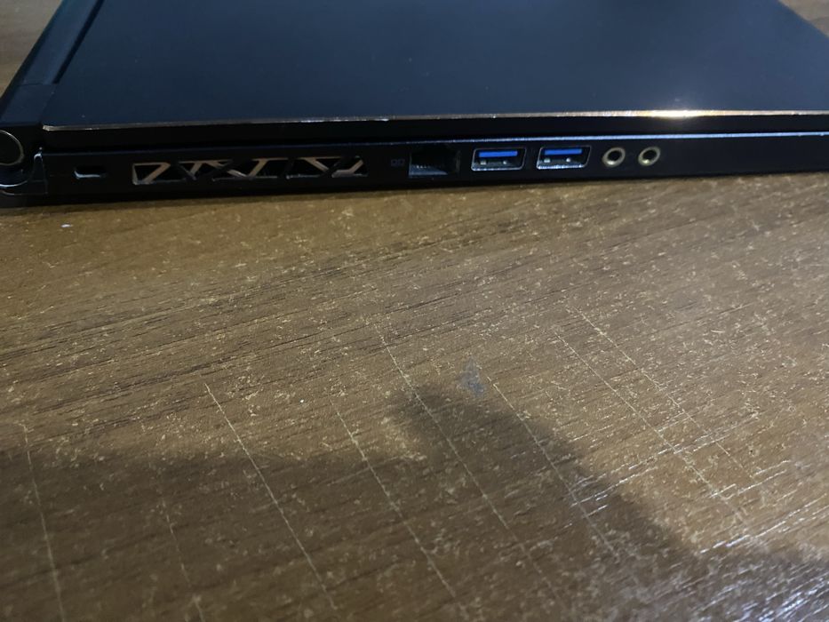 Продам игровой ноутбук 144 ггц, RTX 2060