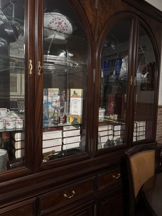 Movel de grandes dimensoes