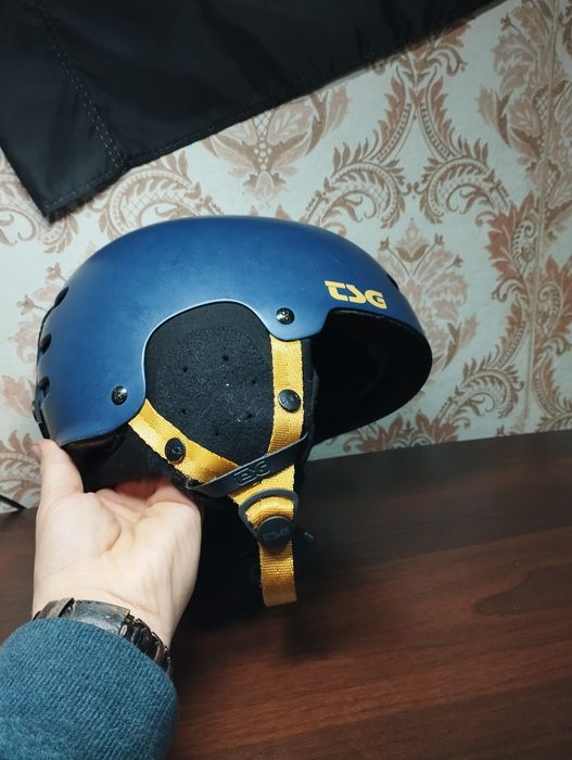 Продам Шолом в хорошому стані