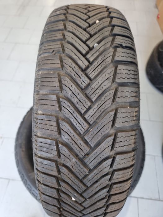 Pneus Diversos em Bom Estado