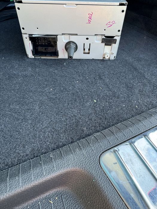 Radio sony ford