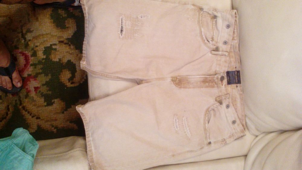 Calções 2 Pull&Bear e 1 Luciano For Men Fabricados Portugal