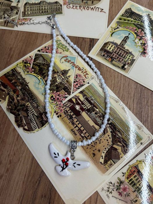 Голубка з полімерної глини