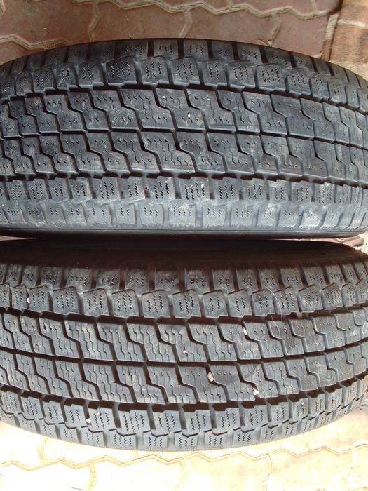 2 Opony wielosezonowe 215/65r16C NEXEN 2022r 6mm