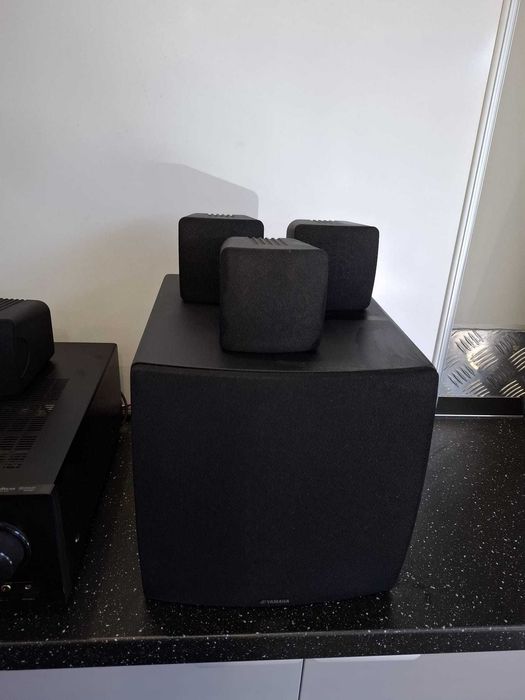 Sistema Yamaha 5.1 – RX-V465 + Subwoofer NS-SW280 + 5 Colunas NS-B280