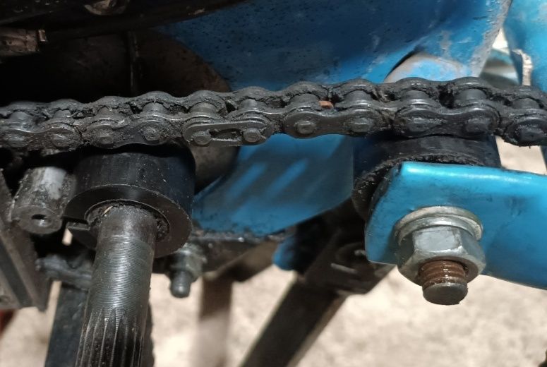 Tulejki ochronne Romet komar ślizg łańcucha