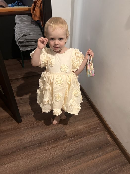 Дитяча святкова сукня