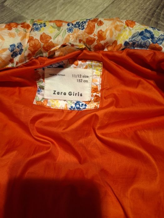 Продам жилетку для дівчинки ZARA 152, безрукавка