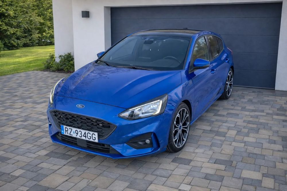 Ford Focus Ford Focus ST hatchback 2,0 Eco Blue 150kM