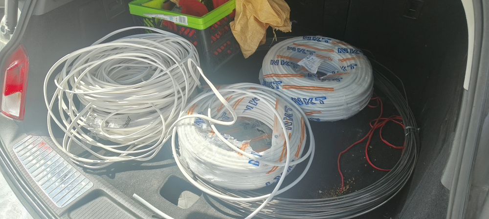 Kable przewody dla  elementów