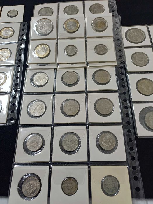 Moedas Portuguesas várias 48 unidades