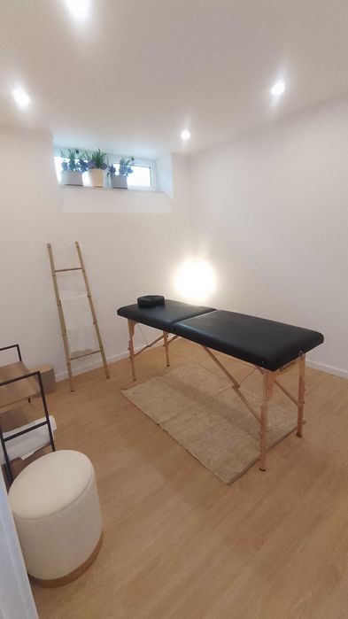 Massagem relaxante em Lisboa / Alges.