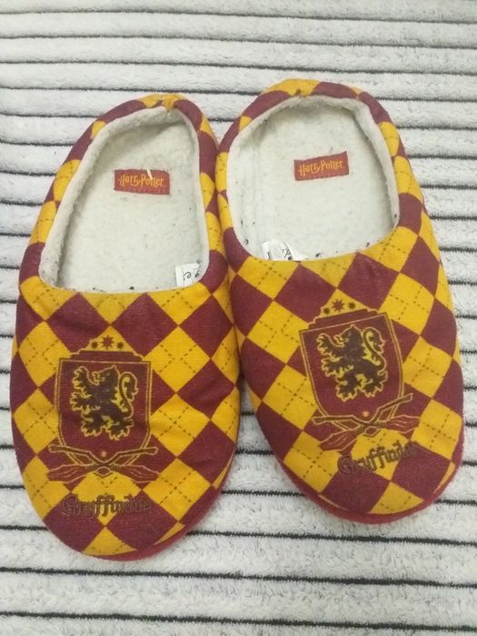 Kapcie r35 Harry Potter Hufflepuff