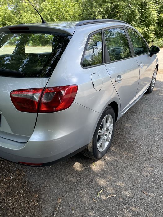 Seat ibiza 2011 рік