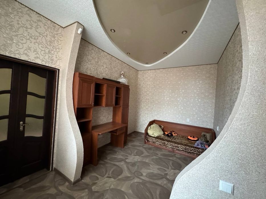 Продам квартиру в смт Лиманівка