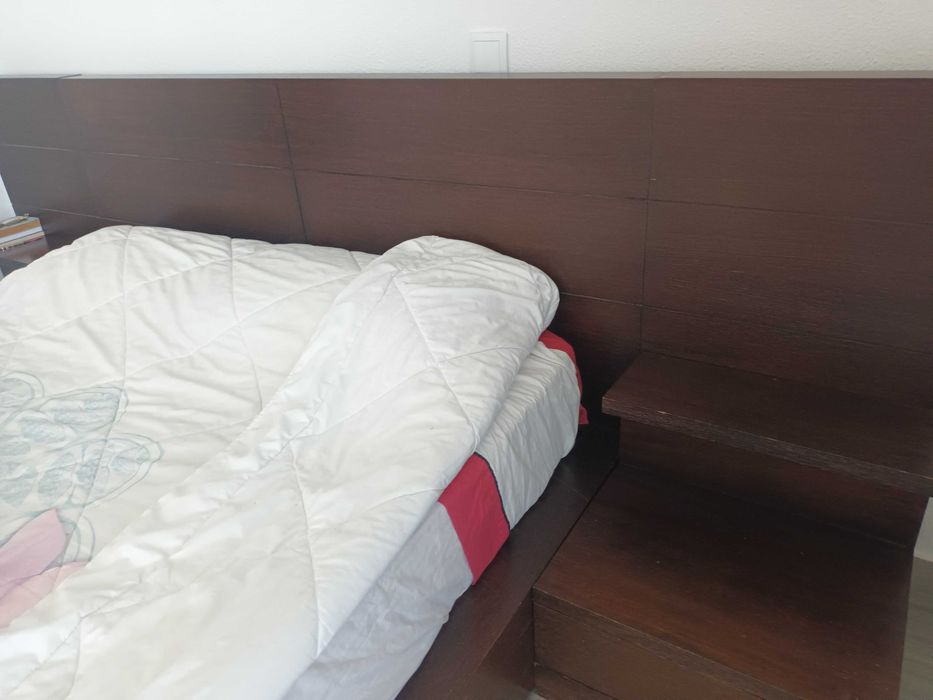 Cama casal, em madeira, Luxo - TOP