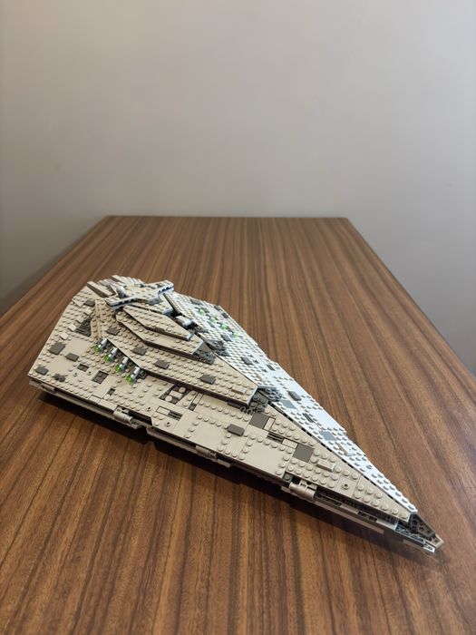 LEGO Star Wars 75190 First Order Star Destroyer