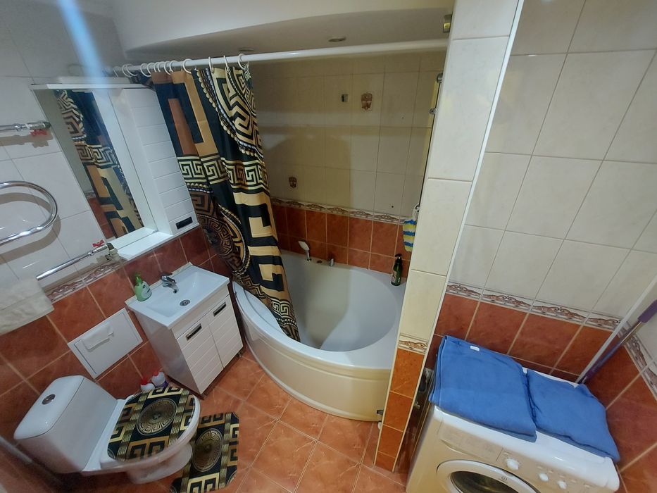 Здам  2-ю кв-ру Центр , Обл. лікарня Дендропарк)