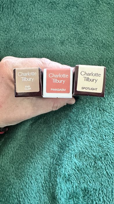 Charlotte Tilbury bronzer, roz, rozswietlacz