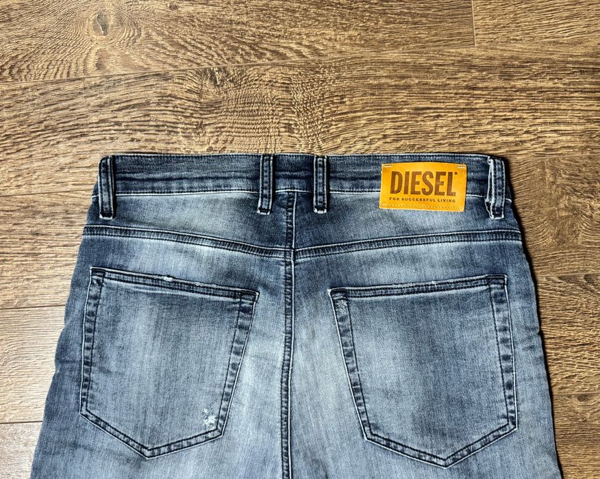 Джинсы джогеры Diesel ( Италия) .