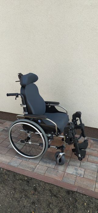 Wózek inwalidzki Vermeiren V 300 30.Od nowości nie użyty.